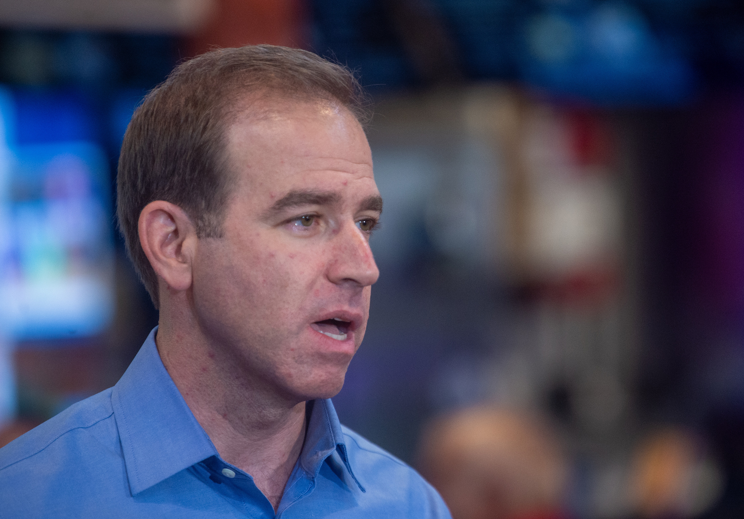 Bronin defeats US Rep. John Larson at convention; Gilchrest qualifies ...