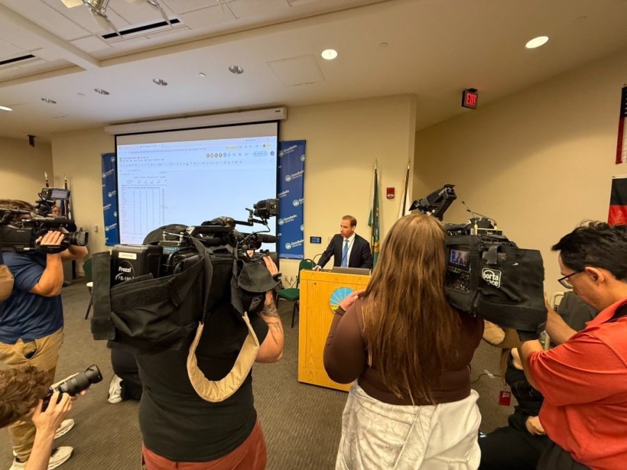 Former Hartford mayor Luke Bronin upsets Rep. John Larson, wins ...