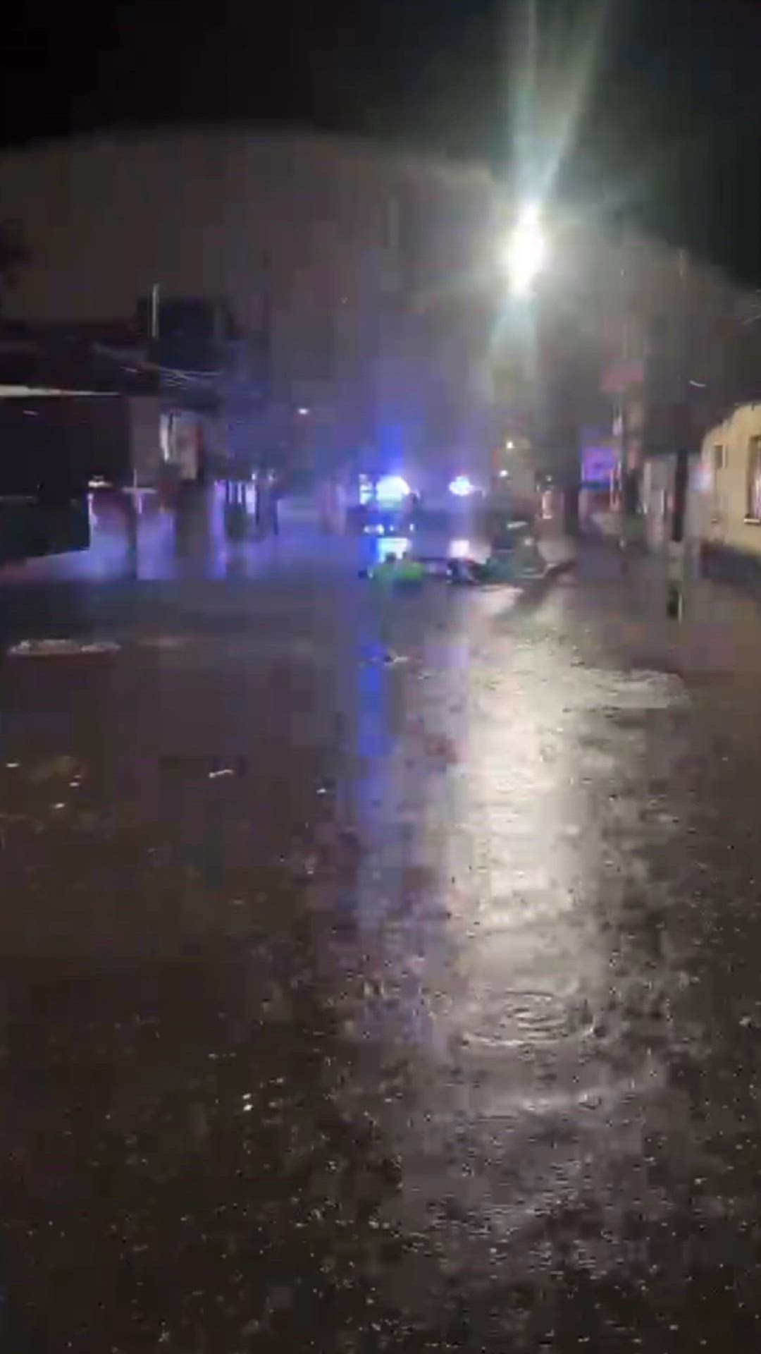 Vídeos: Lluvia pone a Cuajimalpa bajo el agua