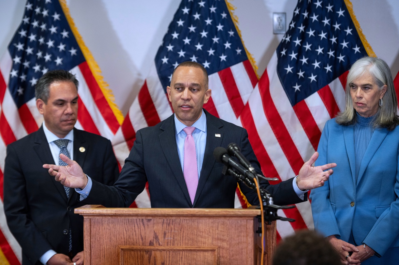 Democrats Target New States to Win Redistricting War