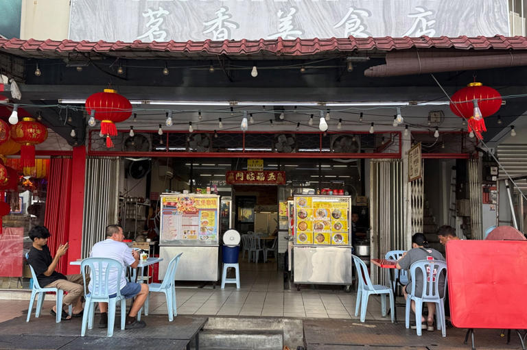 Rise with the 'sun noodles' at Restoran Meng Shiang in Yulek, Cheras