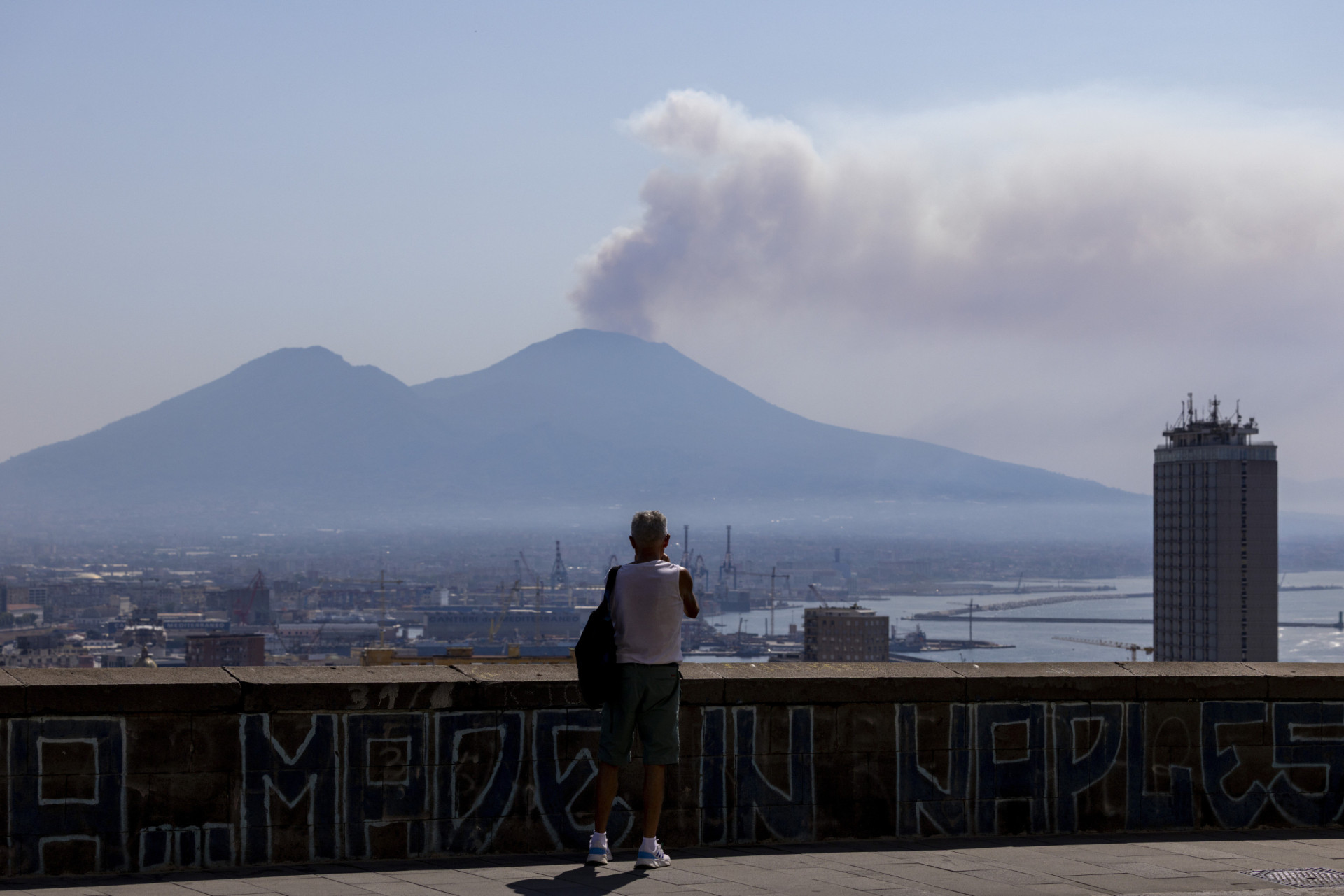 How to live near an active volcano