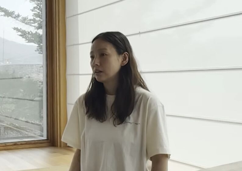 Lee Hyo-ri, as 'Ananda,' shares yoga studio challenges: 'Accommodating ...