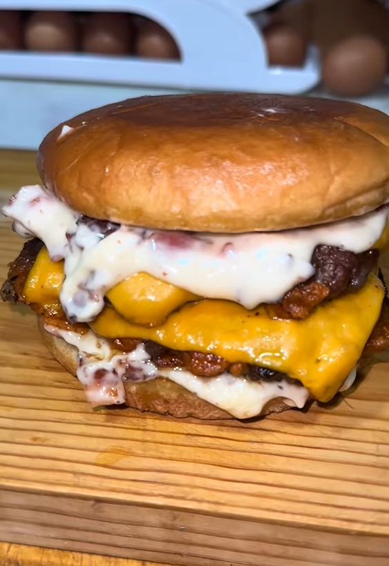 Chilli burger casera: hamburguesa picante para amantes del sabor intenso