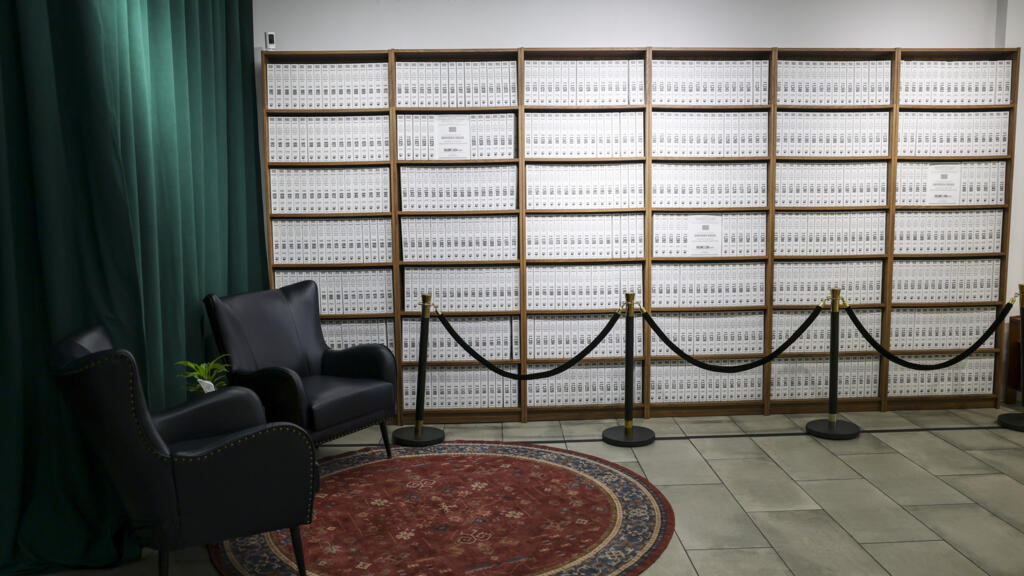 Trump and Epstein 'Reading Room' exhibit in NY offers files on sex offender