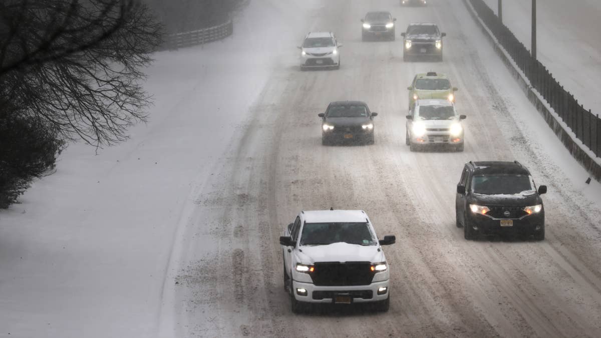Winter Storm Warning Issued As 13 Inches Of Snow &amp; 65 MPH Gusts Threaten Highways Across 3 Western States