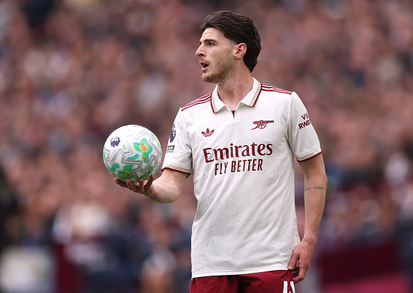 Paul Scholes says Declan Rice 'suits' playing right-back for Arsenal