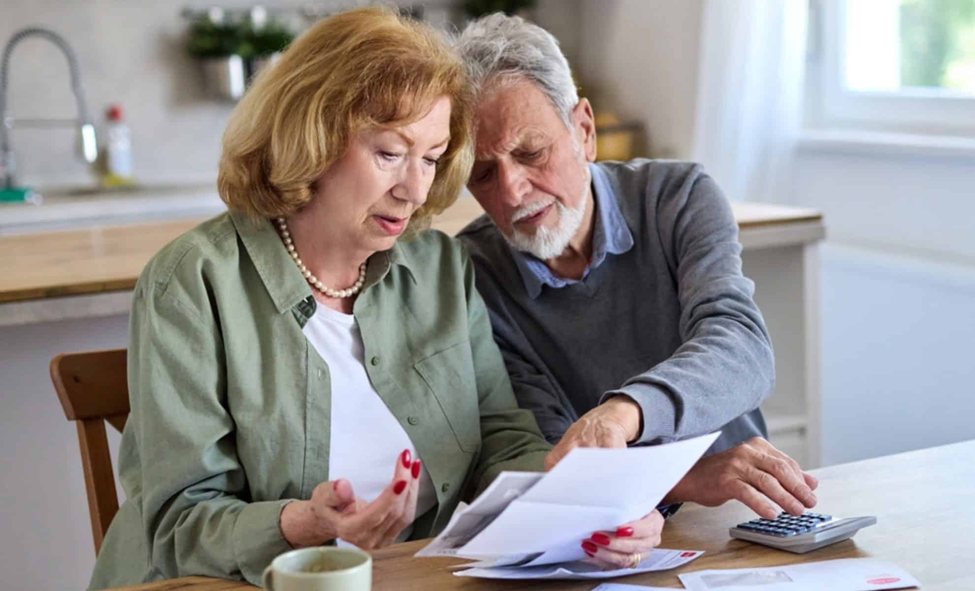 UK households fear another cost of living crisis as confidence collapses