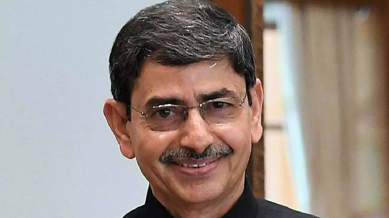 'West Bengal skipped Vande Mataram': Udhayanidhi's attack on Governor ...