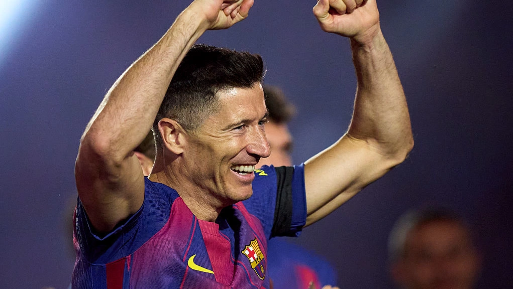 Lewandowski open to MLS move as Barcelona deal nears end
