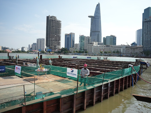 Cầu đi bộ qua sông Sài Gòn bước vào giai đoạn thi công kết cấu trọng điểm