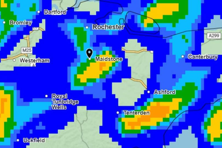 Kent weather latest with rising risk of thunder as temperatures to drop ...