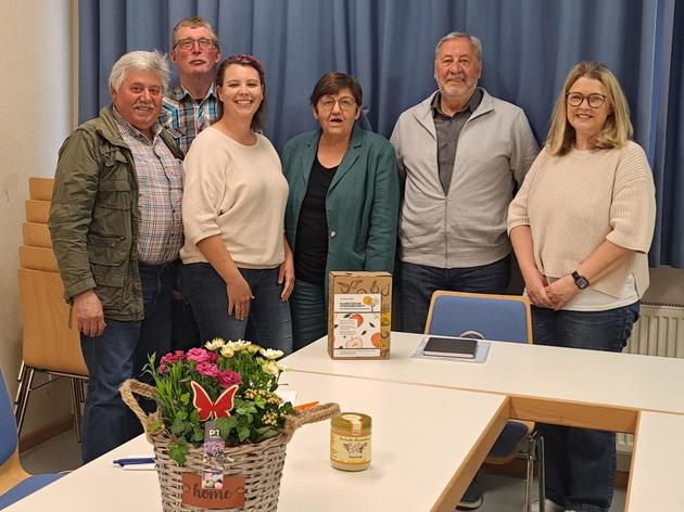 Heidi Bauer-Klar einstimmig wieder zur Ortsvorsteherin gewählt