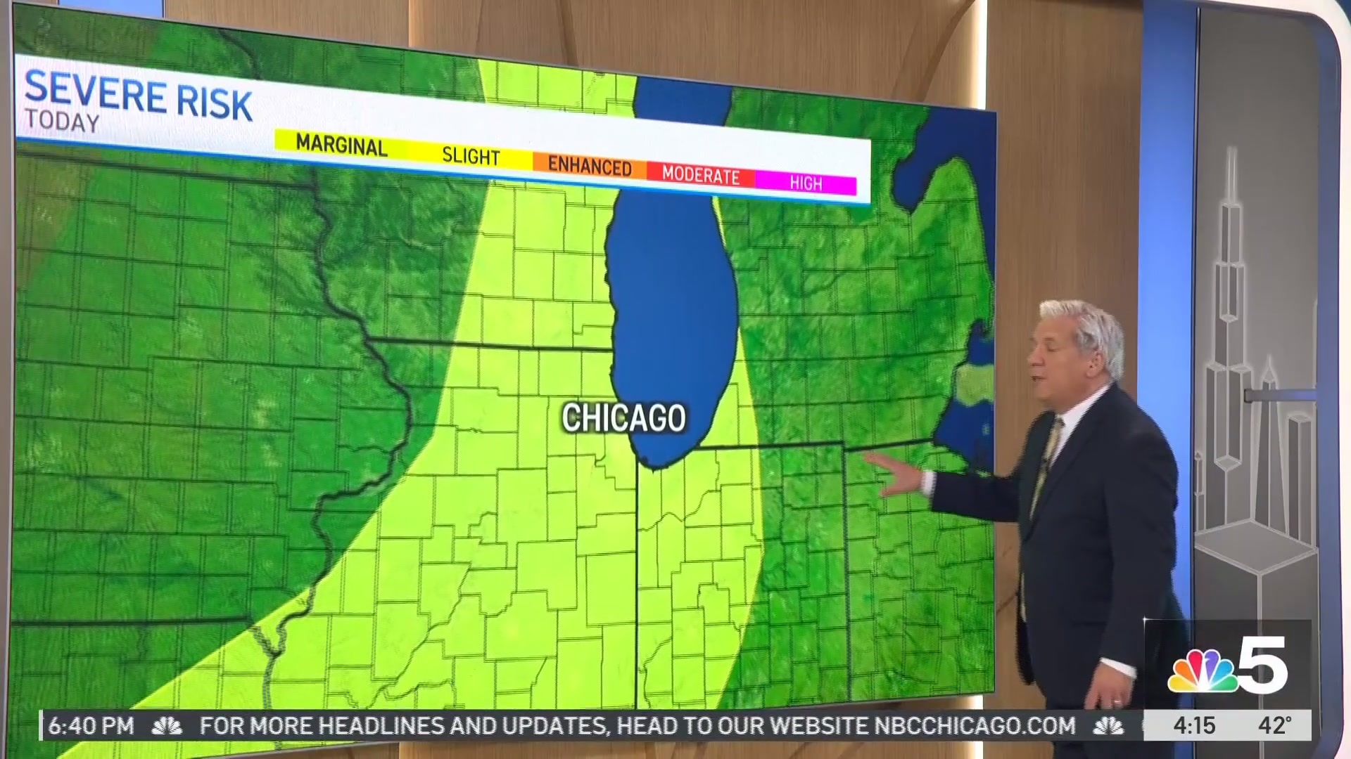 Severe weather threat returns to Chicago area; damaging winds, heavy ...