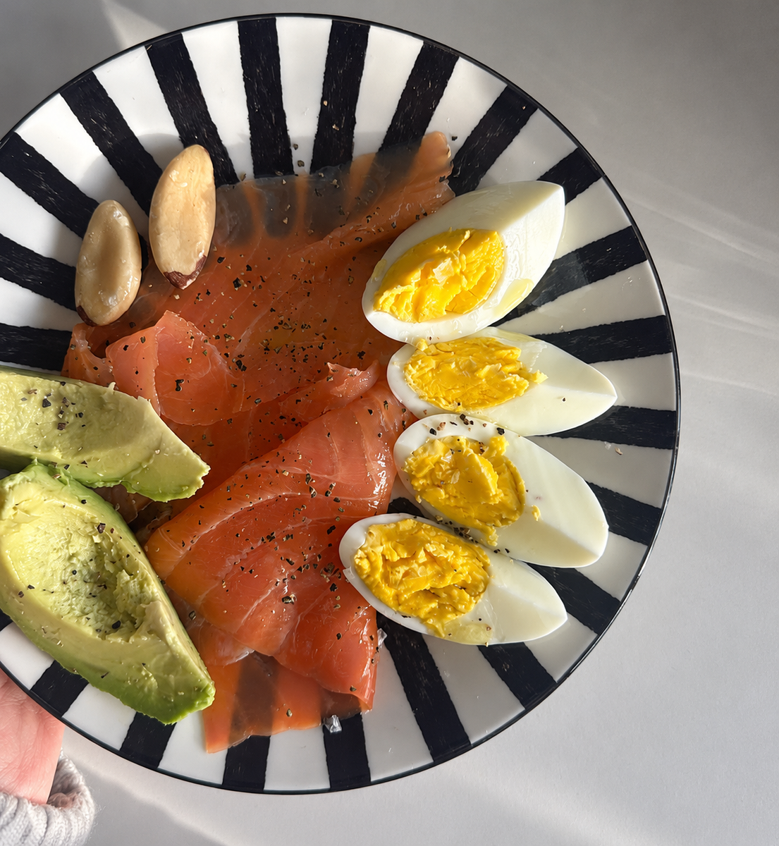 10 nutritionist-approved healthy snacks – easy non-UPF foods that ...