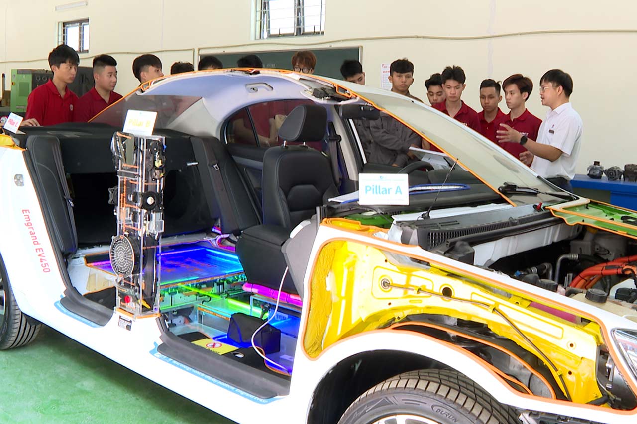 Lý do nên theo học ngành công nghệ kỹ thuật ôtô