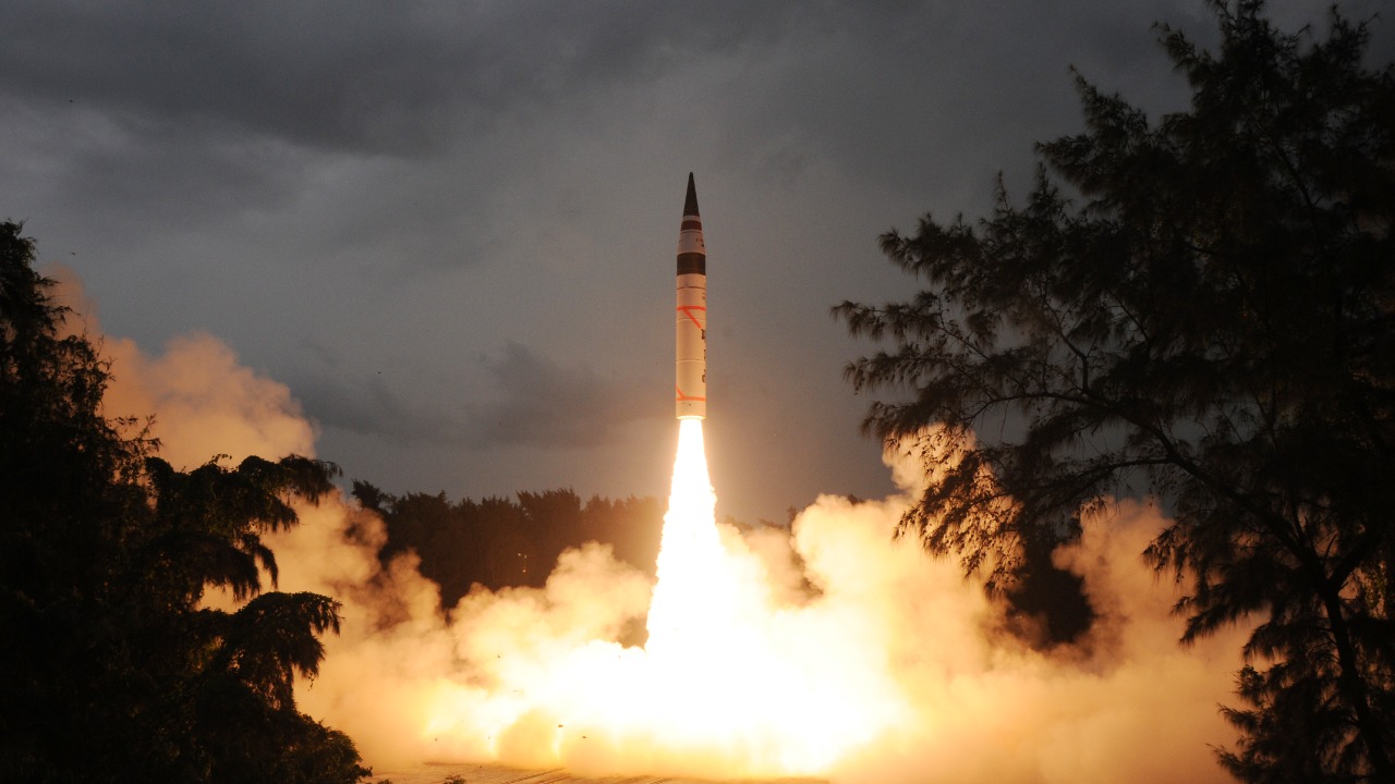 India fires a nuclear missile that splits into multiple warheads mid ...
