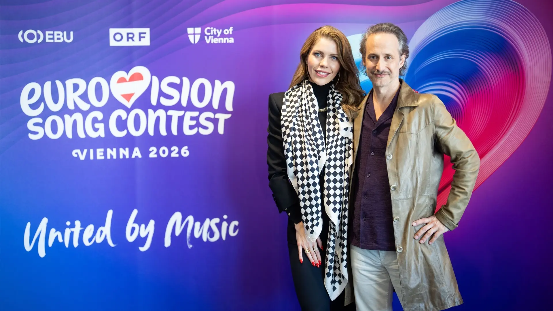 Quiénes son Victoria Swarovski y Michael Ostrowski, los presentadores ...