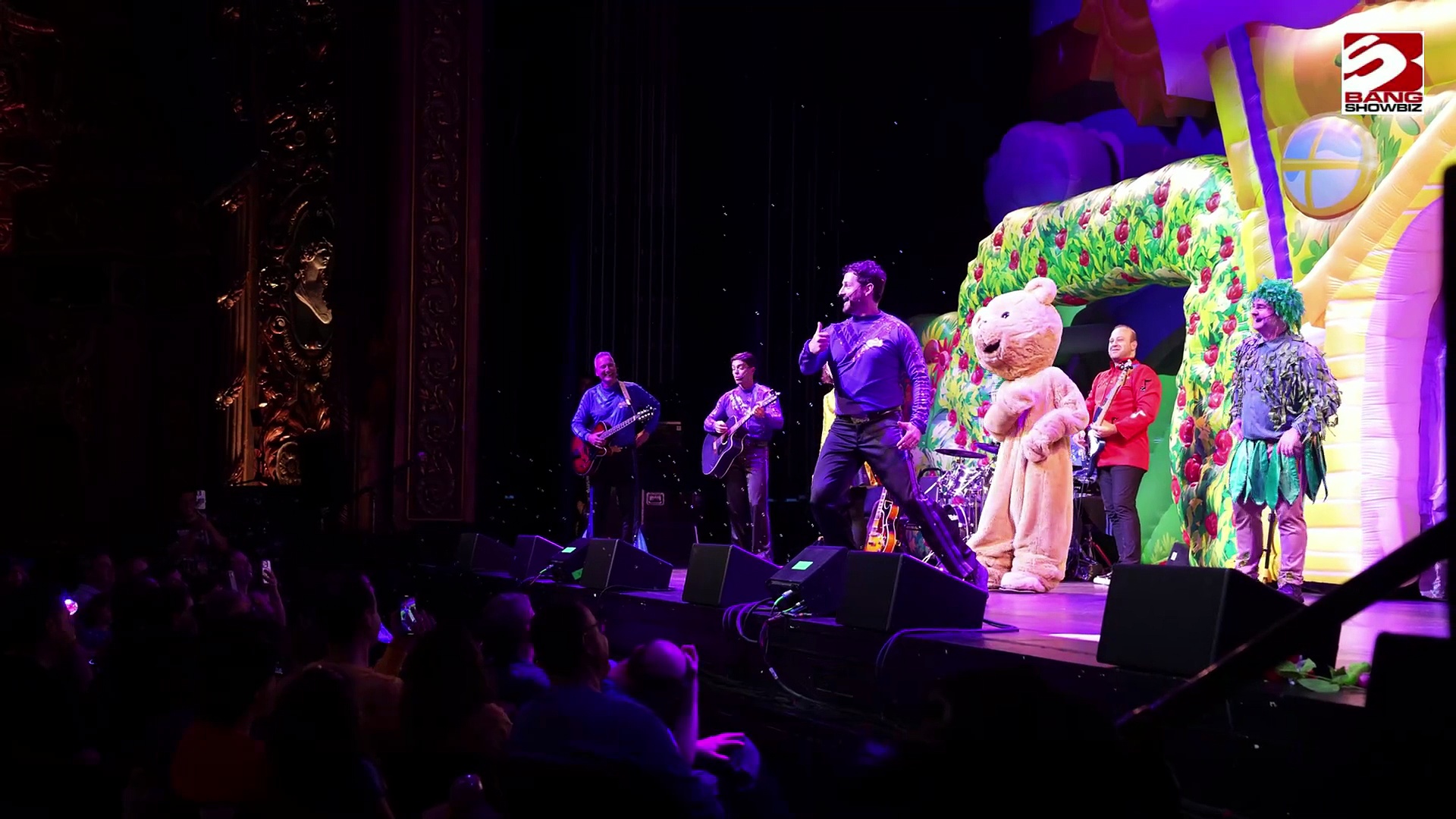 The Wiggles make an awkward Oasis confession