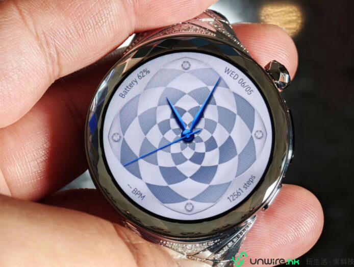 【評測】Huawei WATCH UD Spring Edition 速試 奢華閃耀貴氣十足 + 功能齊全