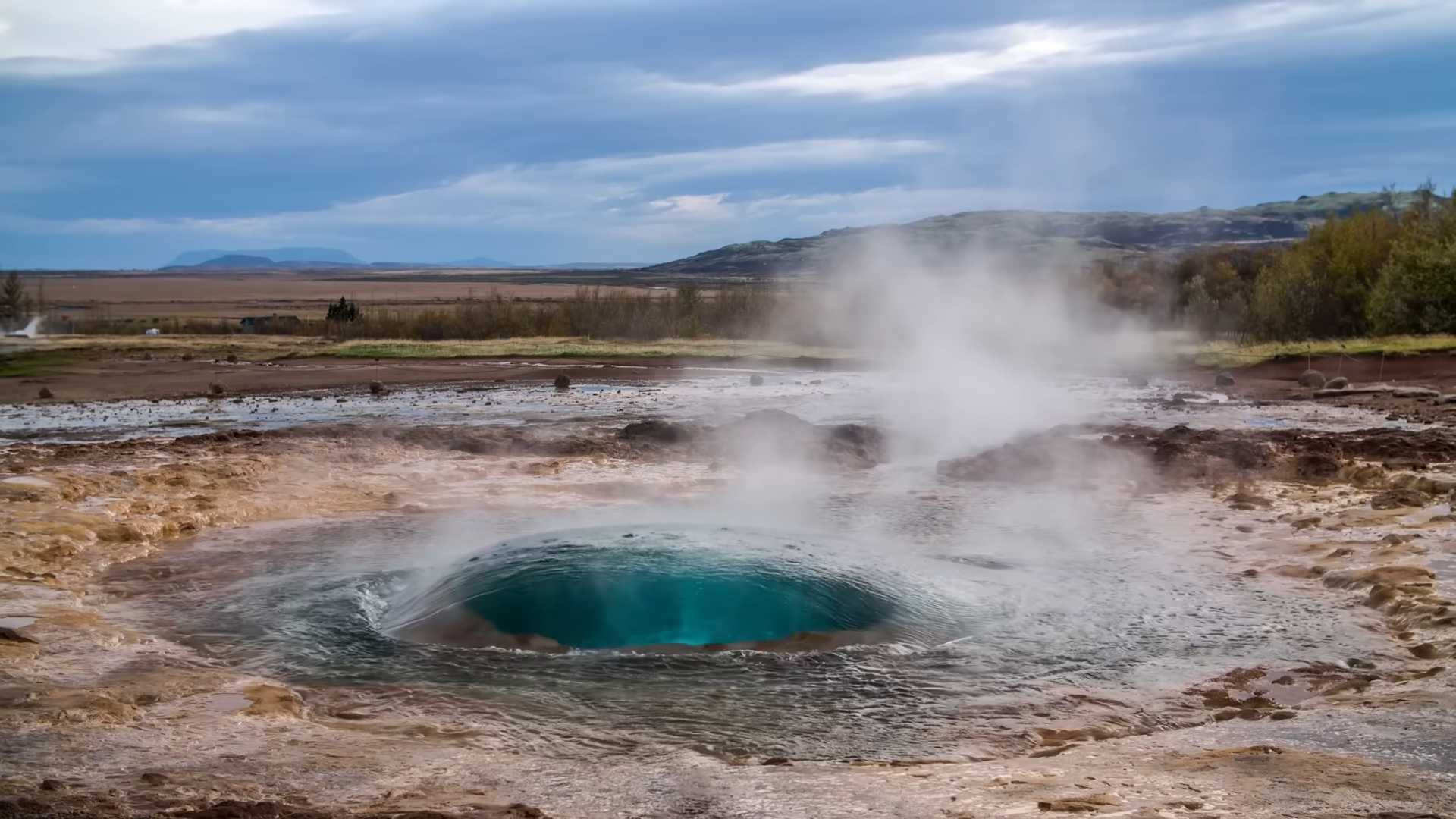 A 7.5-mile hole was sealed under Russia - then startups chased what it ...