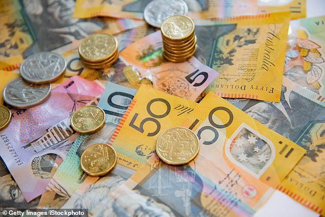 $2,800 cash boost for Aussies in the federal budget but it's not coming ...