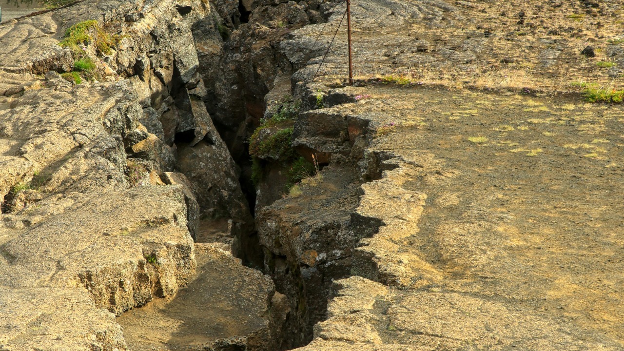 The Brawley quake swarm sits on a fault that connects directly to the ...