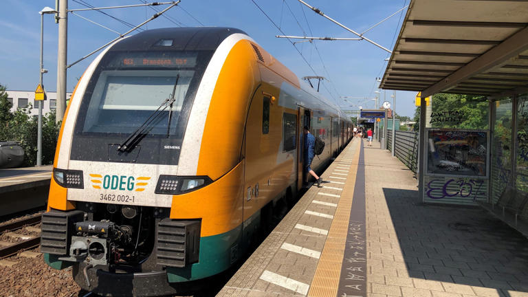 Bahn RE1 ab Erkner: Pendler erwartet Dreifach-Sperrung in Berlin und ...