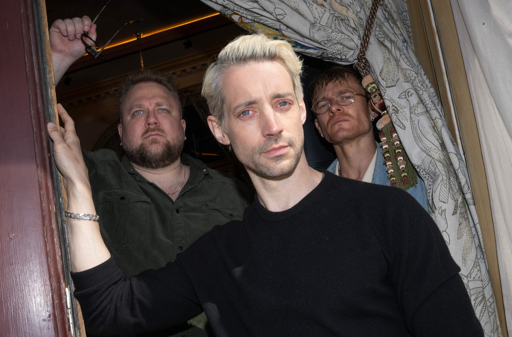 Adam Lundgren: Hoppas publiken hatar sig själva