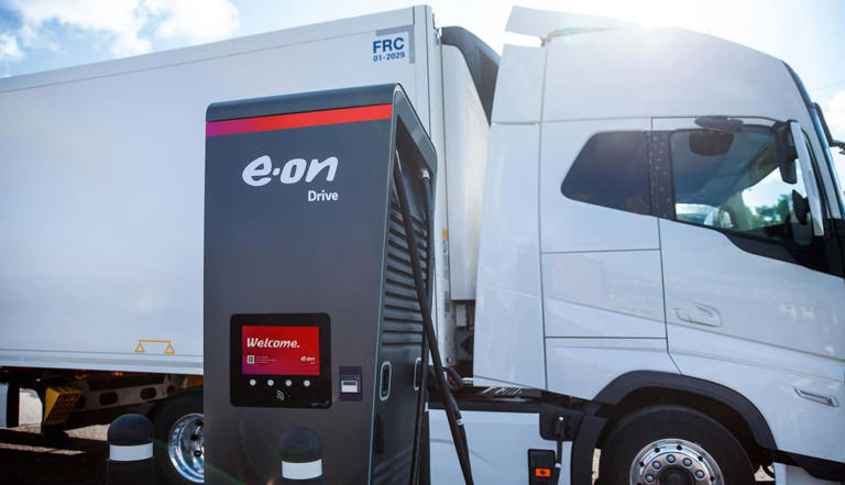 E.On, Neot und Mitsui wollen Umstieg auf Elektro-Lkw möglichst ...