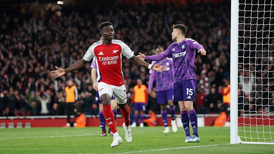 El Arsenal busca mantener el mejor récord de la historia del fútbol inglés cuando reciba al Fulham.