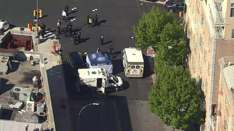 Child struck and killed by school bus in Williamsburg, Brooklyn