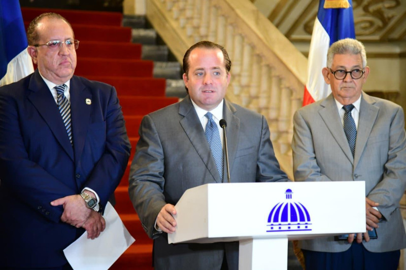 Gobierno anuncia nuevas medidas para mitigar crisis