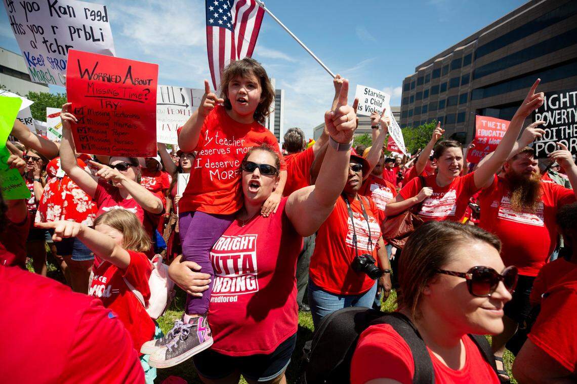 Live updates: NC teachers are protesting in Raleigh. Follow today's May ...