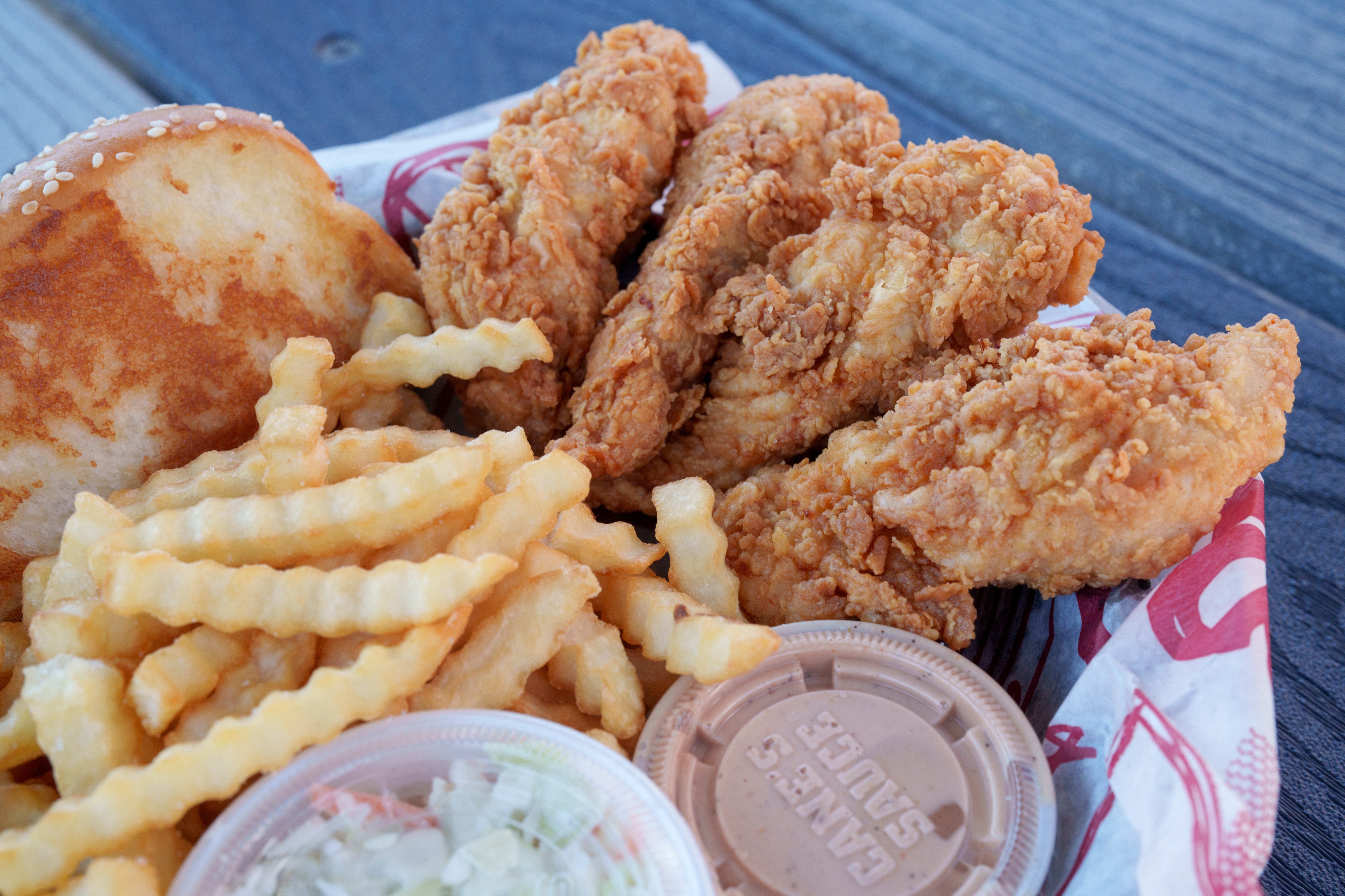 Raising Cane’s fried chicken to open 9 more stores in May — including ...
