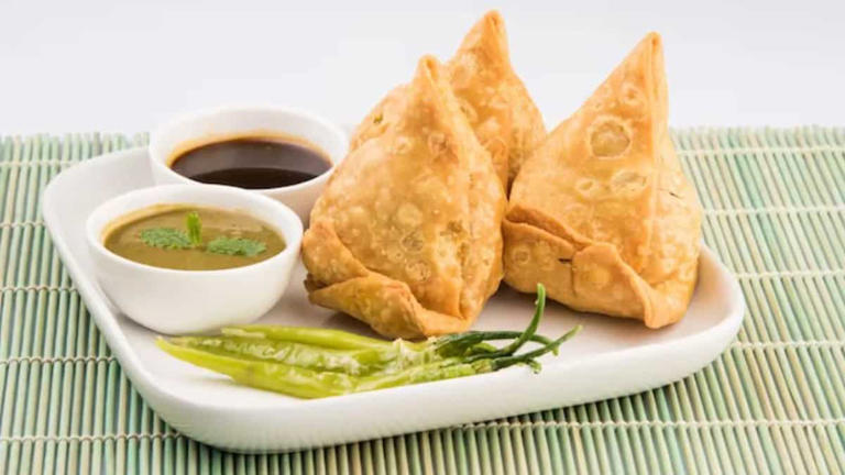 Prayagraj names samosa its signature dish