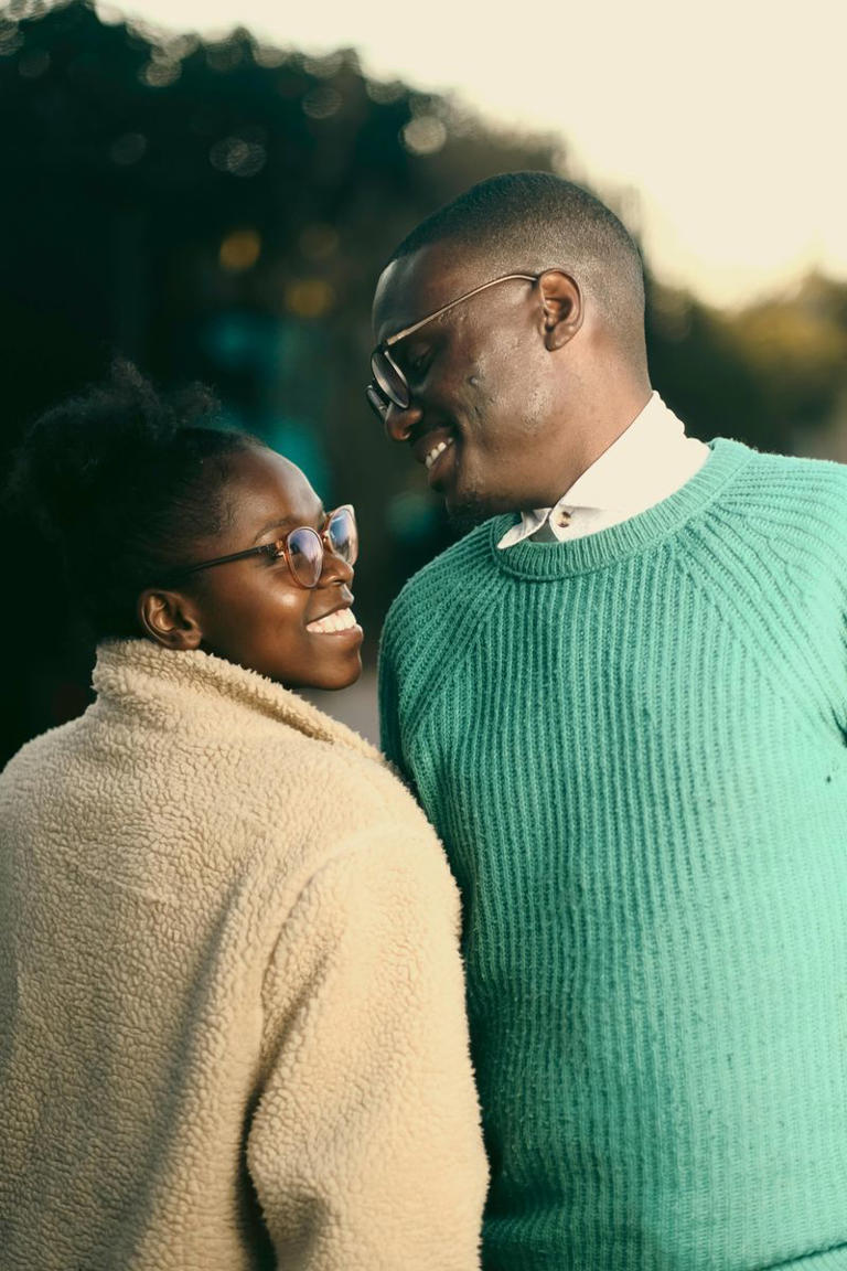 Can you love two people at once? What psychology says