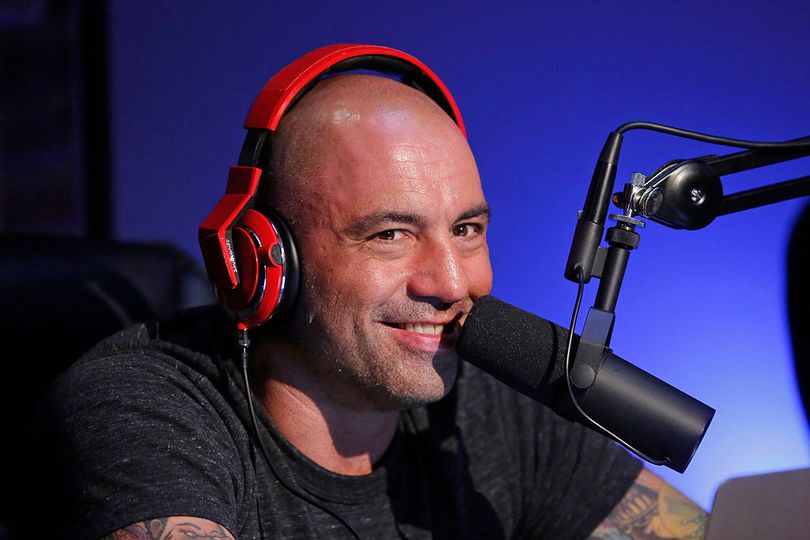 Gavin Newsom slams 'chicken' Joe Rogan after podcaster compares him to ...