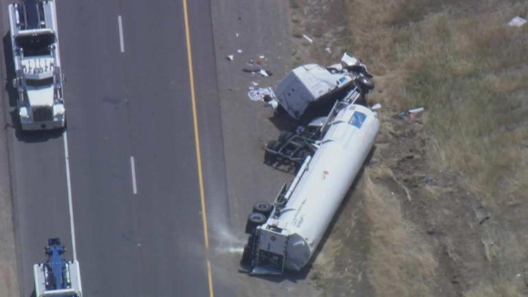 2 hurt after big rig crashes on I-5 traffic in Stanislaus County ...