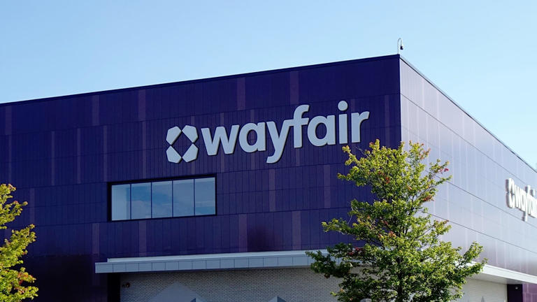Wayfair’s Q1 revenue rises 7.4%