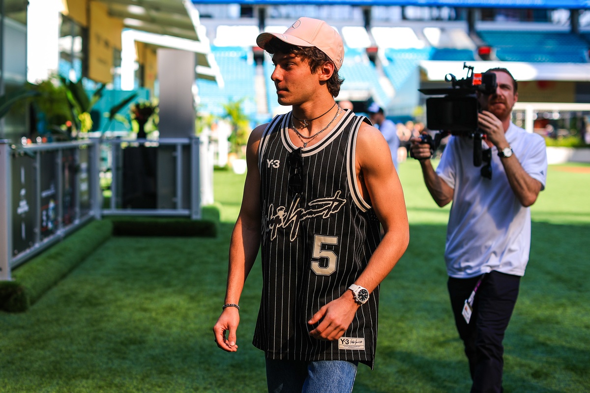 Valtteri Bottas delivers blunt verdict on Coachella after appearance ...
