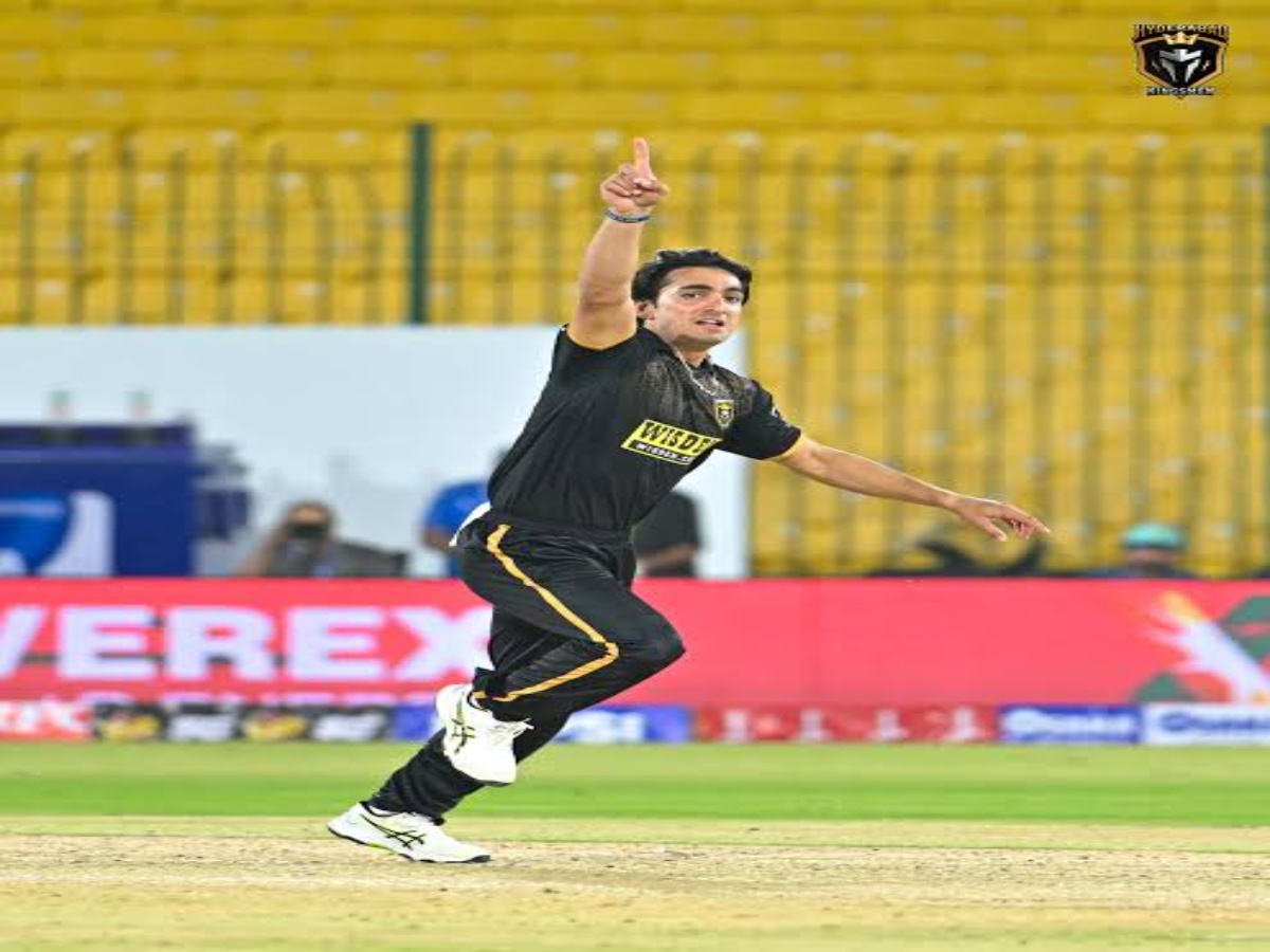 ISL vs HYK, PSL 2026: Hunain Shah bowls stunning last over to set up ...