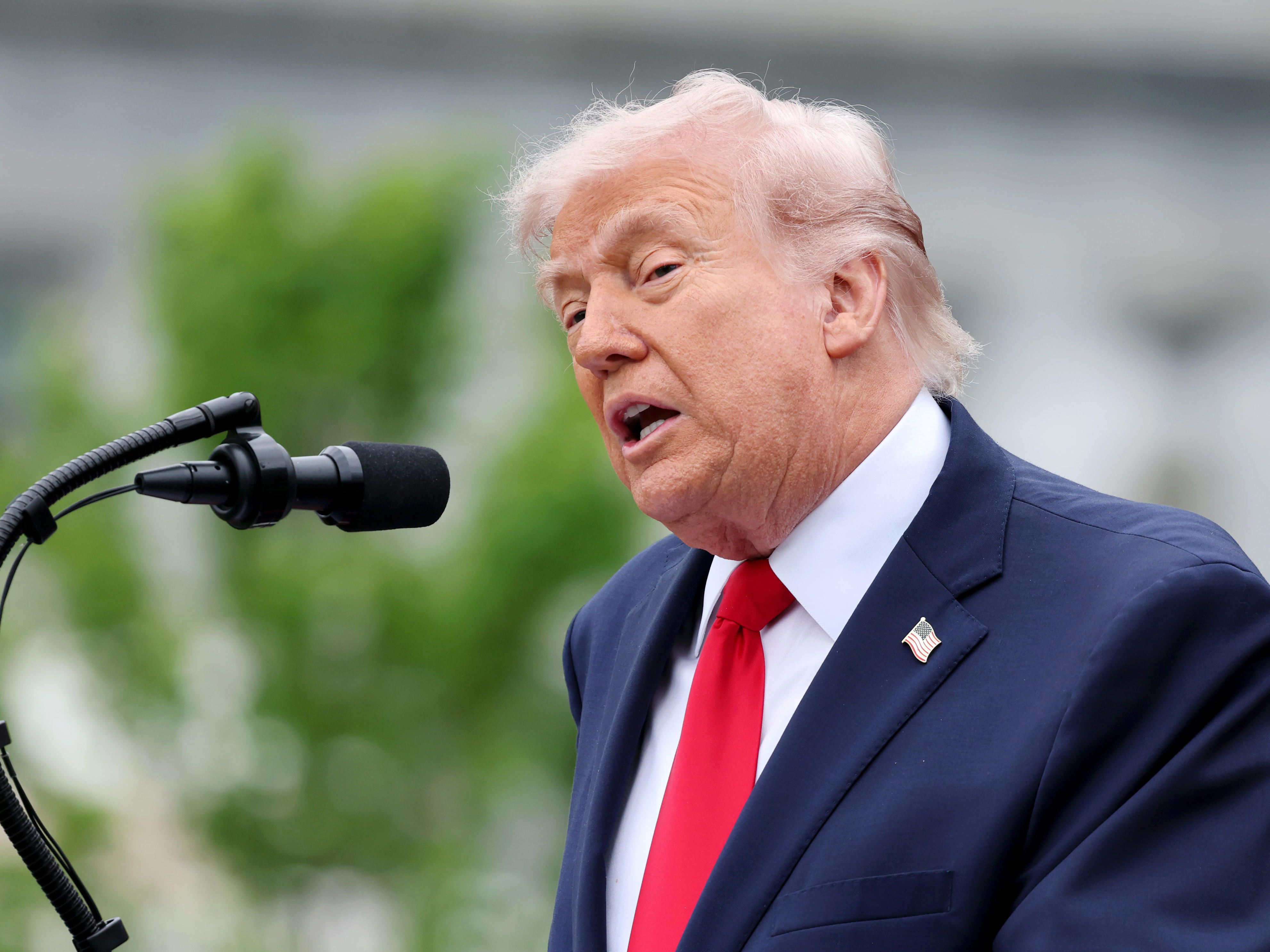 Trump says he's raising tariffs on European cars to 25%