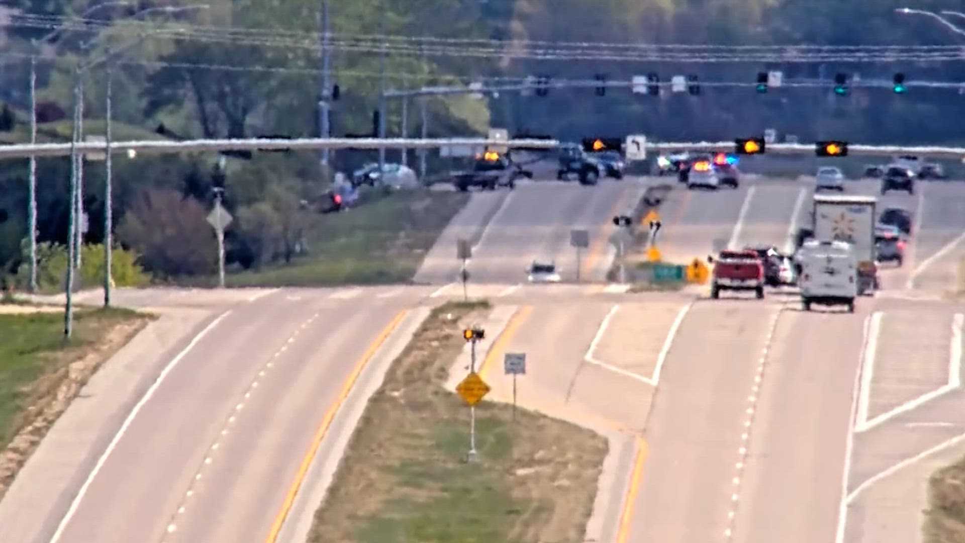 Two people seriously hurt after crash on Highway 370