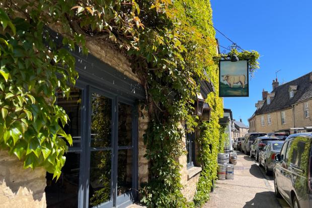 Award-winning Cotswolds pub to open new deli shop this year