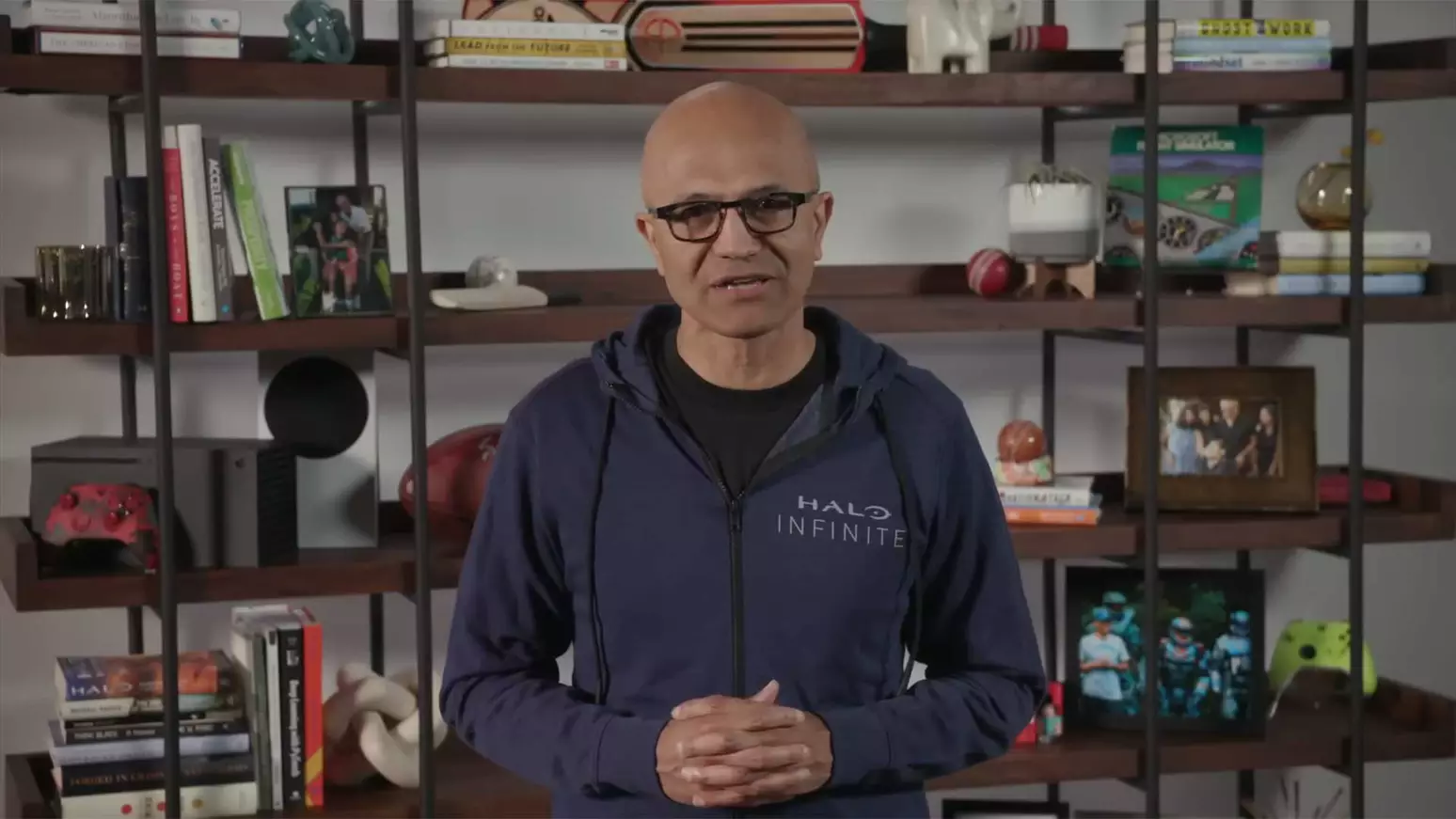 Nadella disse que a Microsoft está reconquistando os fãs do Xbox e Windows