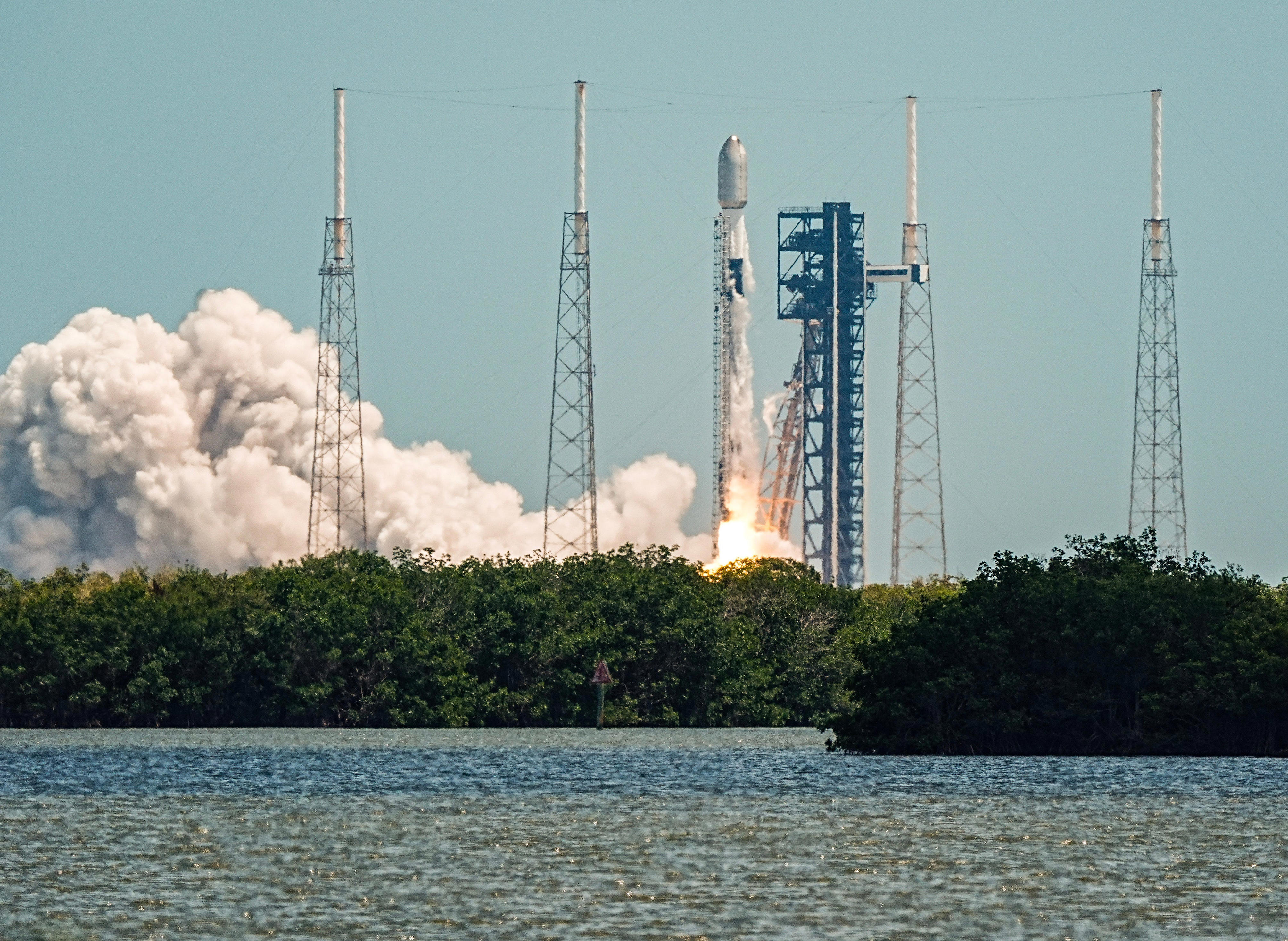 Louisiana incentivizing aerospace companies like Elon Musk's SpaceX