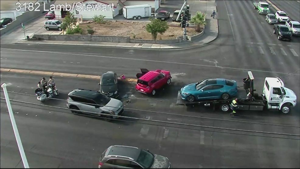 1 transported, 1 in custody for DUI after 4-car crash in east Las Vegas