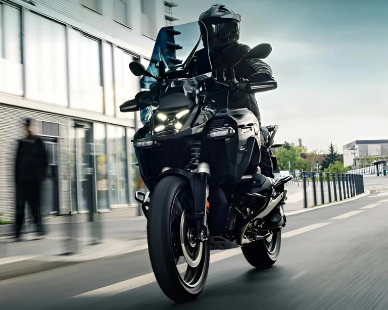 BMW’s best adventure bike gets even better with a darkly dazzling revamp