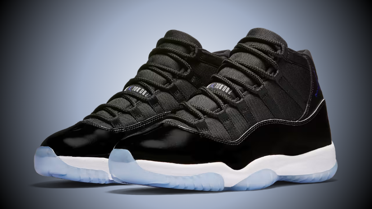 Air Jordan 11 'Space Jam' 2026: Blacked-out icon, icy outsole, OG specs ...